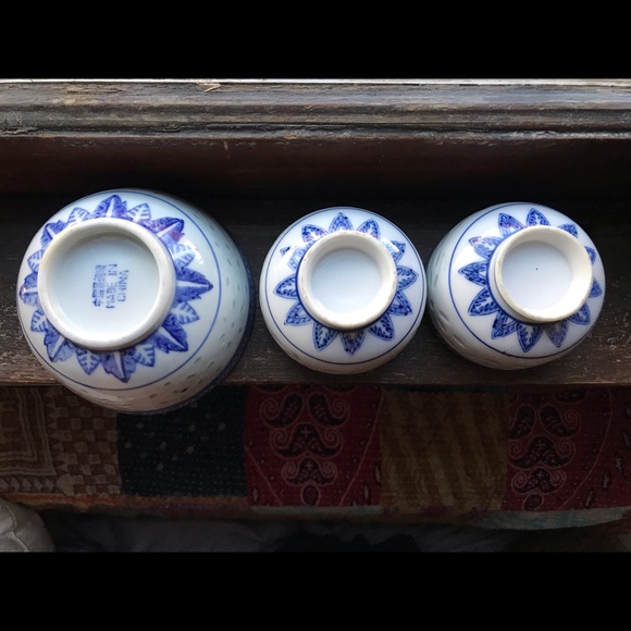 Blue and white Rice bowl and tea cups - Picture 5 of 11